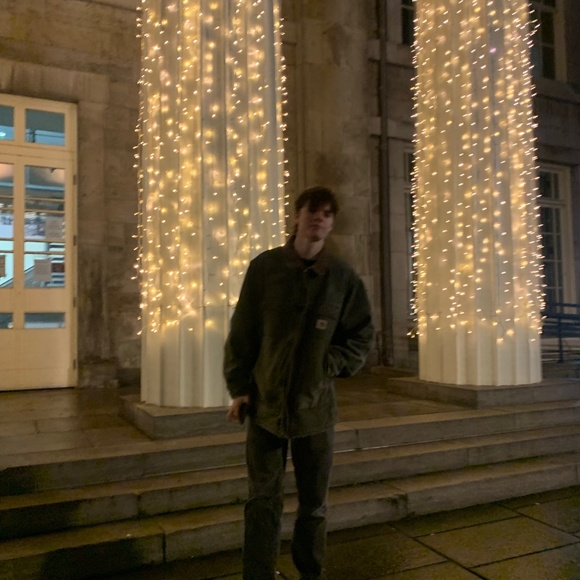 Like this listing to bookmark my page! :) - Picture 1 of 1